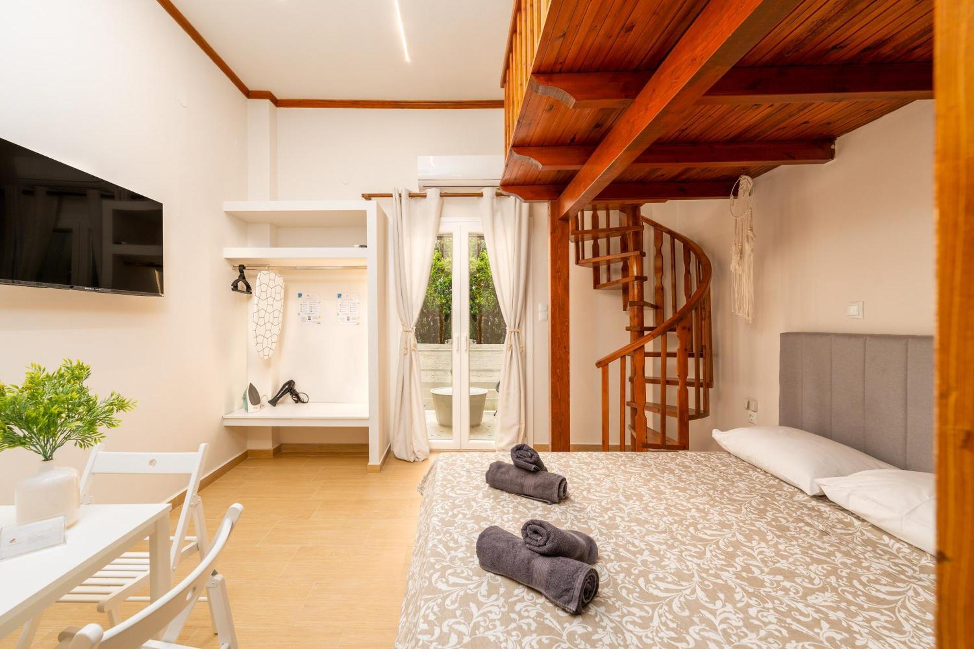 Dionysia Sea Side By Greece Apartment Selianítika Exterior photo